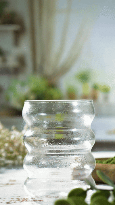 Pocas Strawberry Matcha Latte